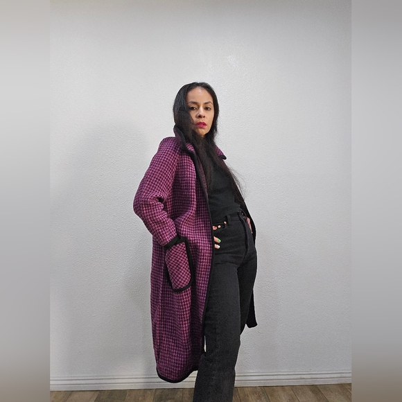 Coat - Picture 14 of 14